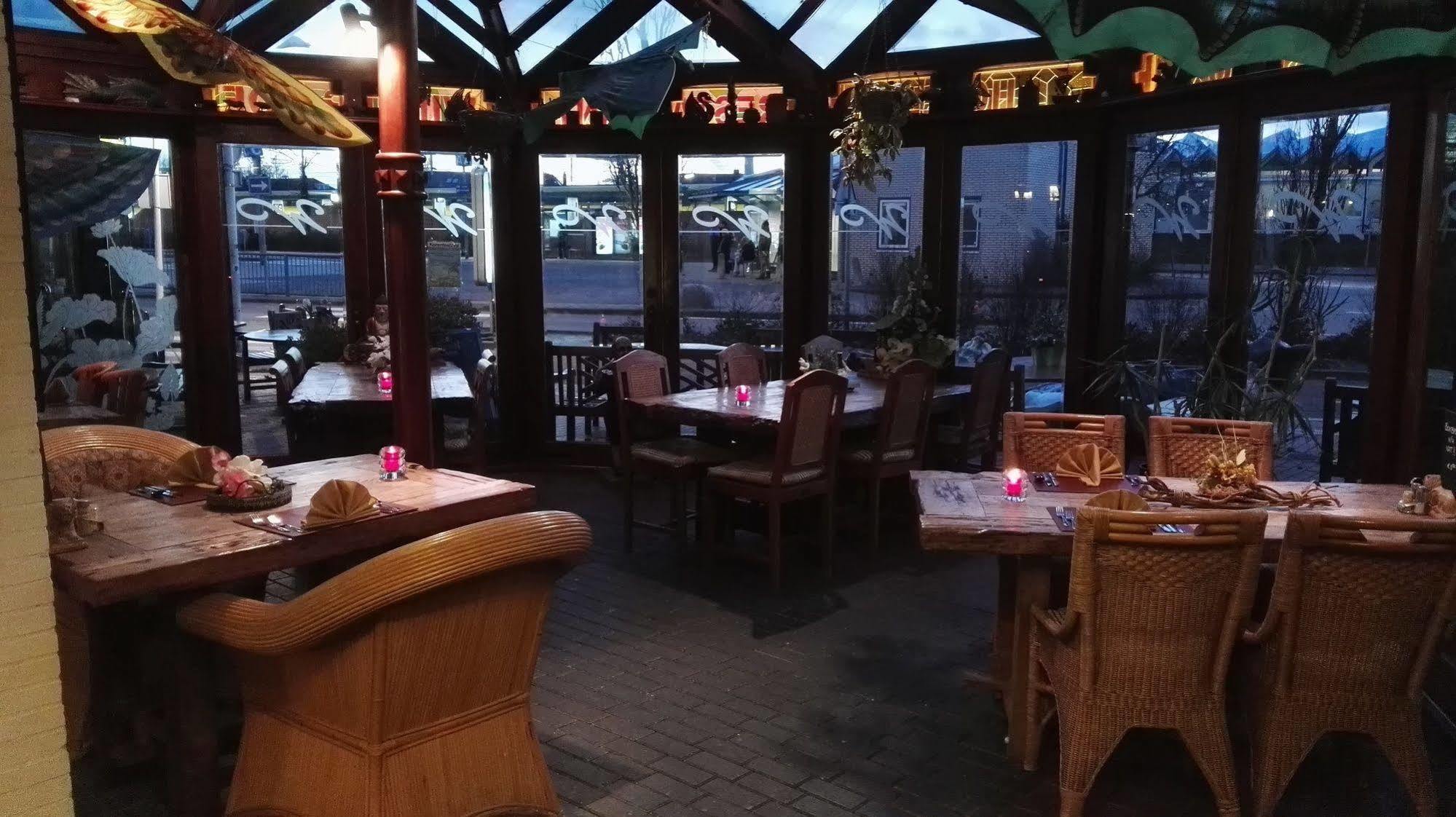 Hotel Wienerhof Ден Хелдер Екстериор снимка