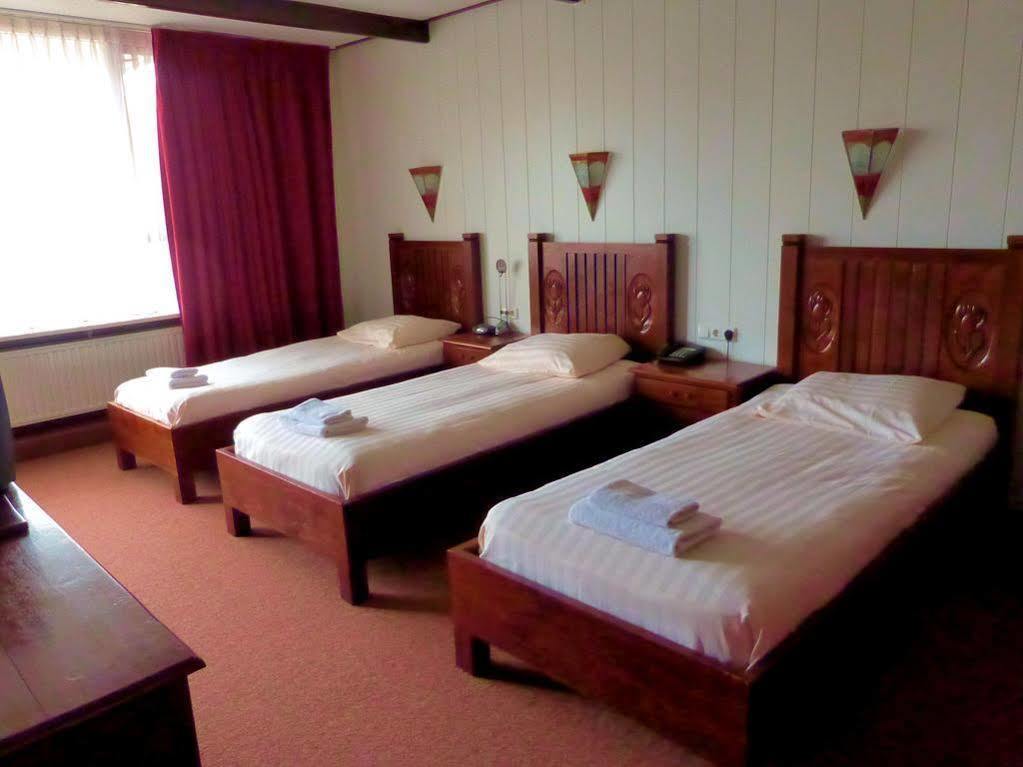 Hotel Wienerhof Ден Хелдер Екстериор снимка